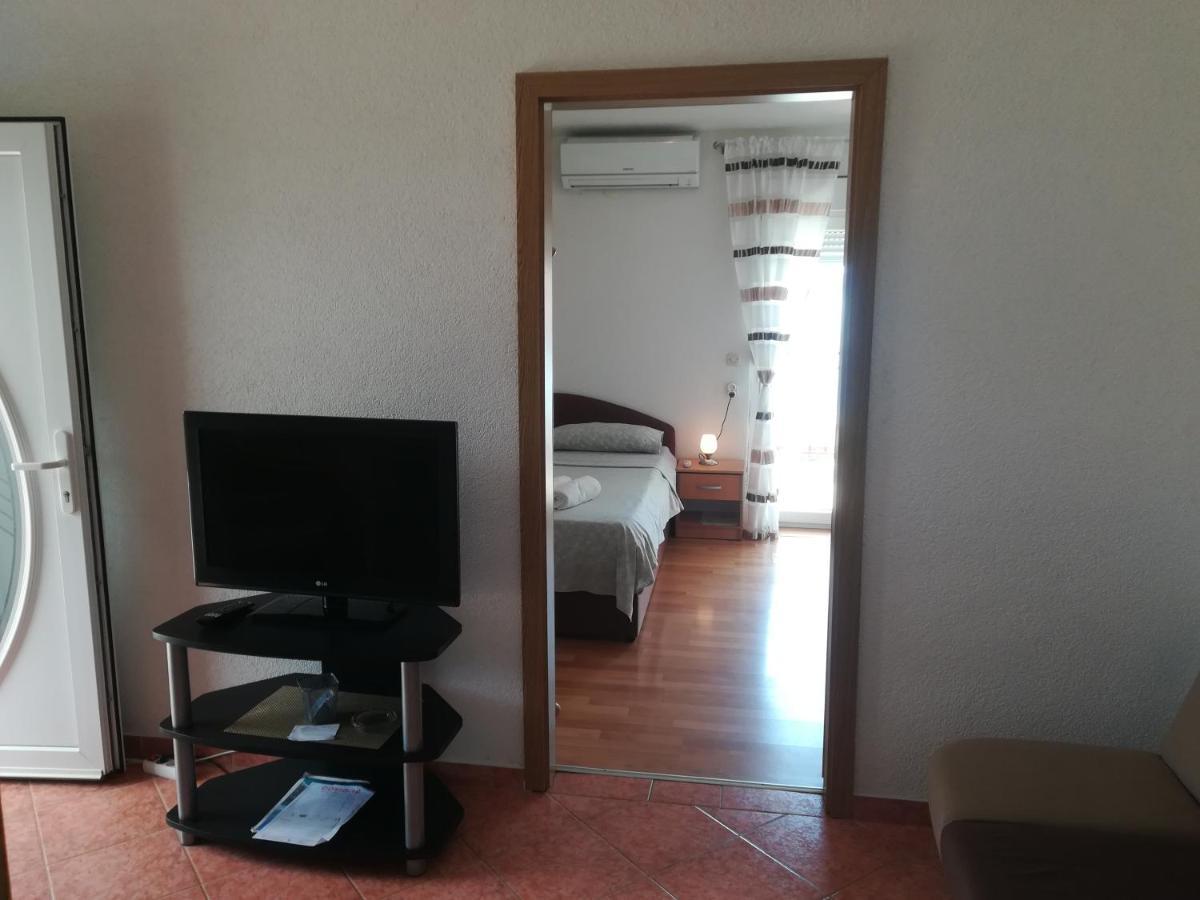 Apartman Lidija Ciovo 特罗吉尔 外观 照片
