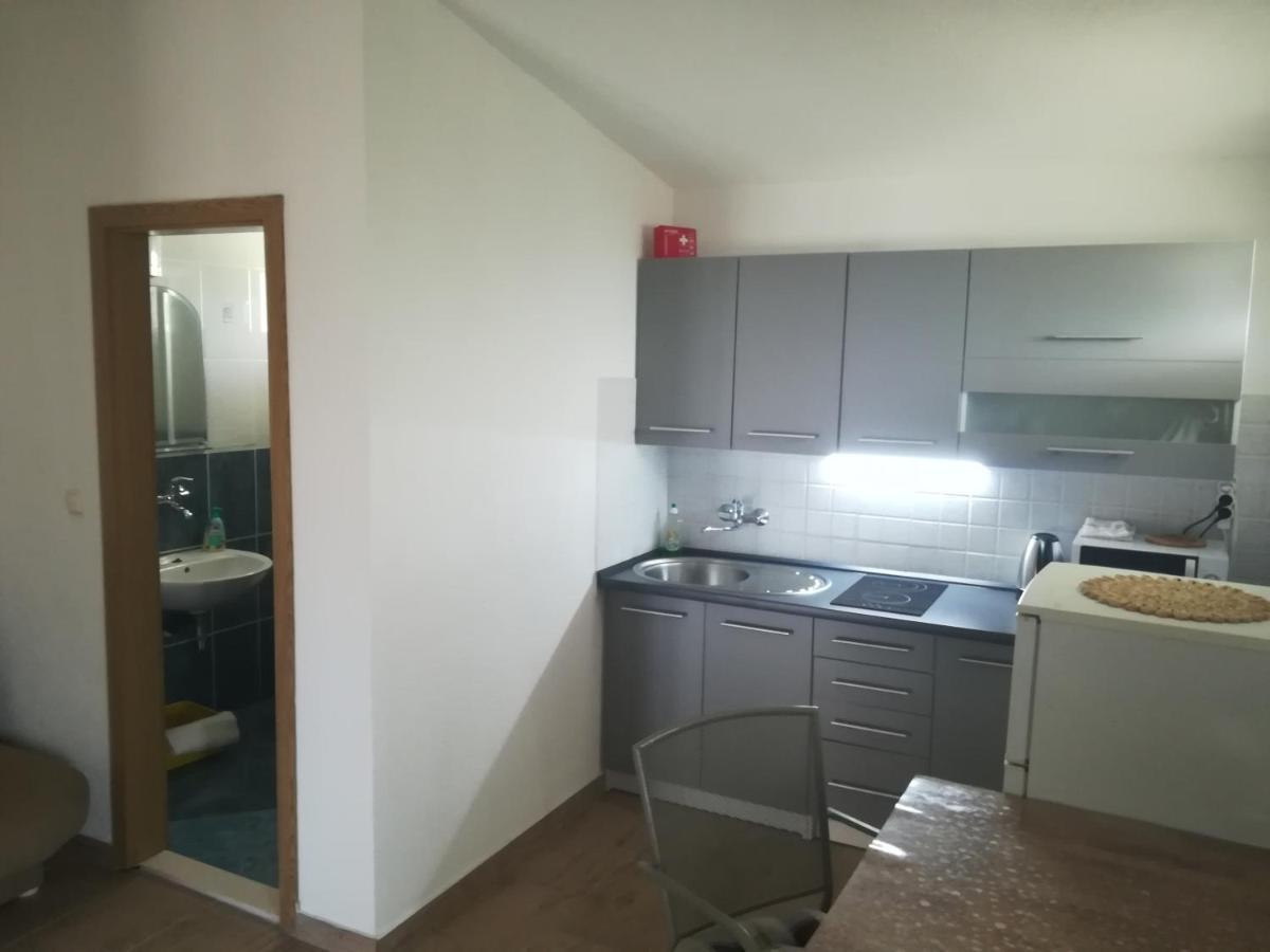 Apartman Lidija Ciovo 特罗吉尔 外观 照片