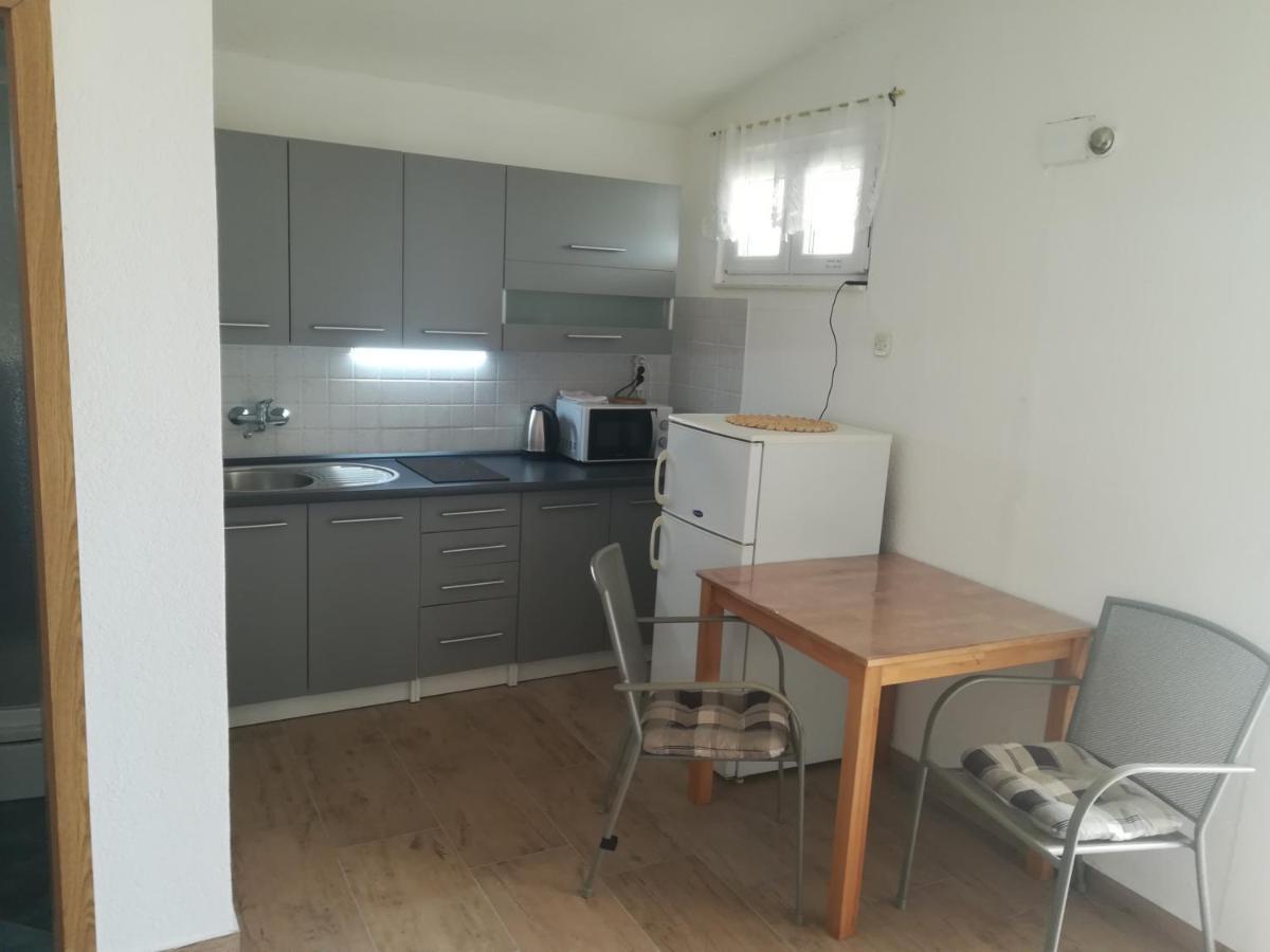 Apartman Lidija Ciovo 特罗吉尔 外观 照片