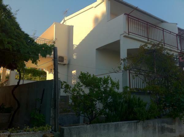 Apartman Lidija Ciovo 特罗吉尔 外观 照片